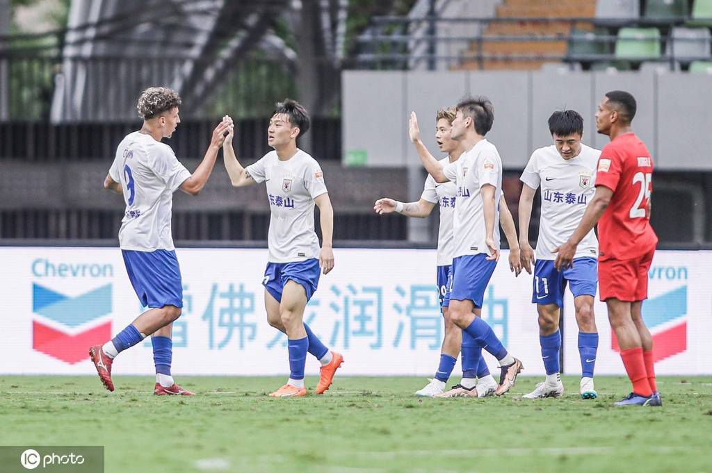 那不勒斯半场0-0战平卡利亚里。